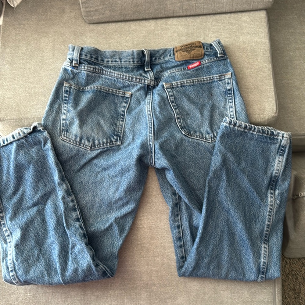 Wrangler Blue Jeans Bootcut - Size 33x30.